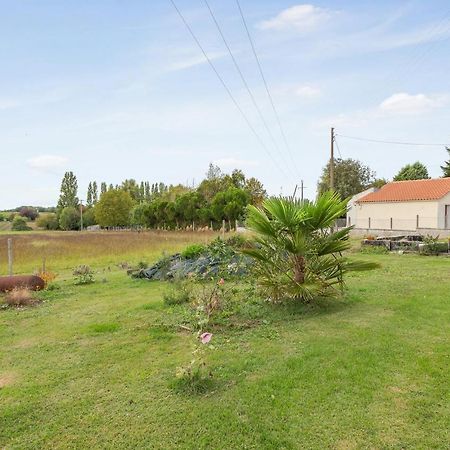 Appartement Accueillant A Mortagne Sur Gironde 45 M² Terrasse Kültér fotó